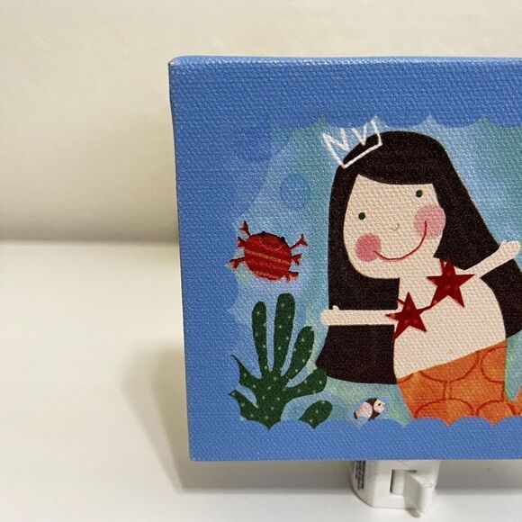 Oopsy Daisy Mermaid Canvas Night Light - Picture 3 of 13